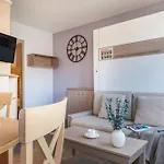 Pierre & La Promenade Des Bains Apart Otel