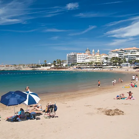 Pierre & La Promenade Des Bains 2* Сен-Рафаэль