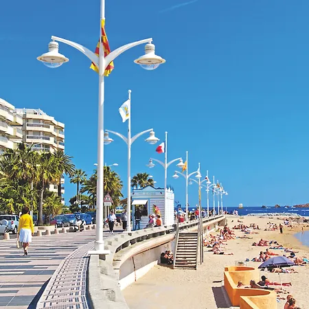 Pierre & La Promenade Des Bains Saint-Raphael (Var)