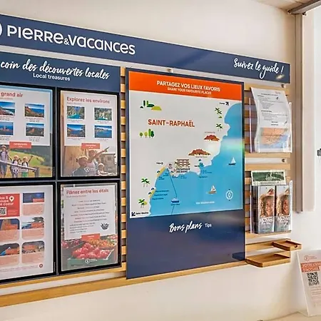 Pierre & La Promenade Des Bains 2* Сен-Рафаэль