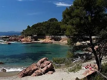 Апарт-отель Pierre & La Promenade Des Bains Сен-Рафаэль