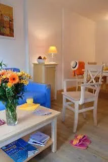 Apart-hotel Pierre & La Promenade Des Bains